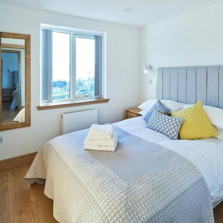 White Watch Apartman Lochaline Kültér fotó